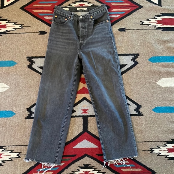 Levi's Women's High Rise Jeans - Dark Gray - Picture 4 of 13